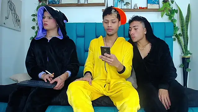 Snapshot of Hot_Boys_Latinos_X chatting on 01-08-26, 09:50 Hot Boys Latinos X online show from 01-08-26, 09:50