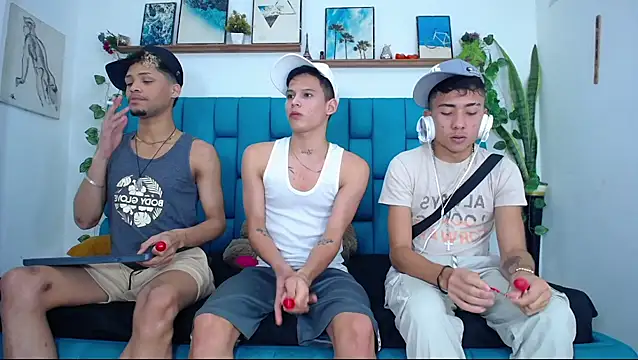 Snapshot of Hot_Boys_Latinos_X chatting on 01-16-26, 10:36 Hot Boys Latinos X online show from 01-16-26, 10:36