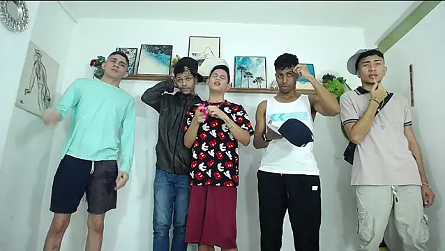 Snapshot of Hot_Boys_Latinos_X chatting on 01-18-26, 07:28 Hot Boys Latinos X online show from 01-18-26, 07:28