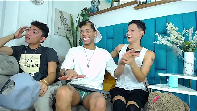 Snapshot of Hot_Boys_Latinos_X chatting on 02-05-26, 11:09 Hot Boys Latinos X online show from 02-05-26, 11:09