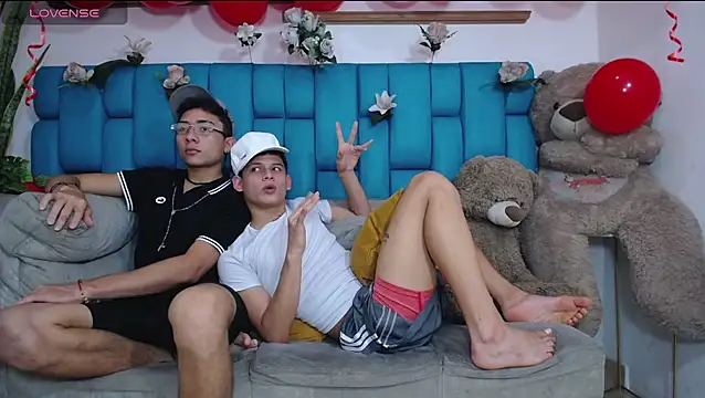 Snapshot of Hot_Boys_Latinos_X chatting on 02-15-26, 06:59 Hot Boys Latinos X online show from 02-15-26, 06:59