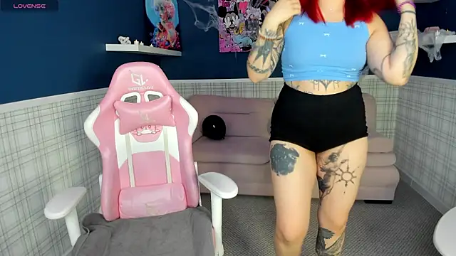 Susie Reverse online show from 10-28-25, 09:02