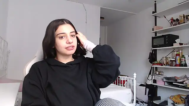 Snapshot of bellefleurrr chatting on 03-25-26, 07:14 bellefleurrr online show from 03-25-26, 07:14