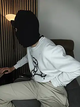 Snapshot of findomhot chatting on 12-15-25, 08:46 findomhot online show from 12-15-25, 08:46