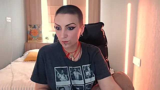 Sweet-n-Strong online show from 07-27-26, 10:22