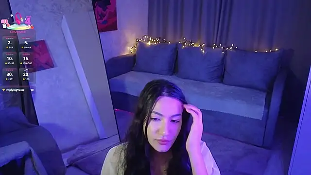 Mulan Lo online show from 11-24-25, 06:29