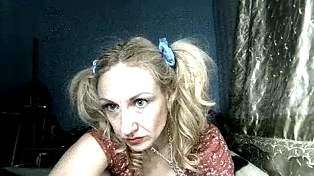 LilaniLoverx online show from 12-15-25, 10:36