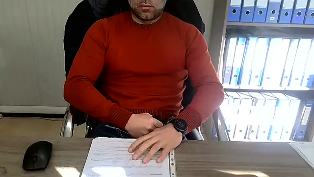 Snapshot of Evasionee chatting on 02-16-26, 08:43 Evasionee online show from 02-16-26, 08:43