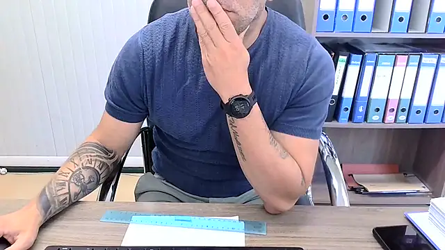 Evasionee online show from 05-22-26, 06:42