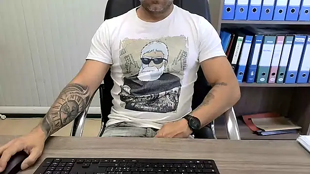 Evasionee online show from 06-19-26, 07:12