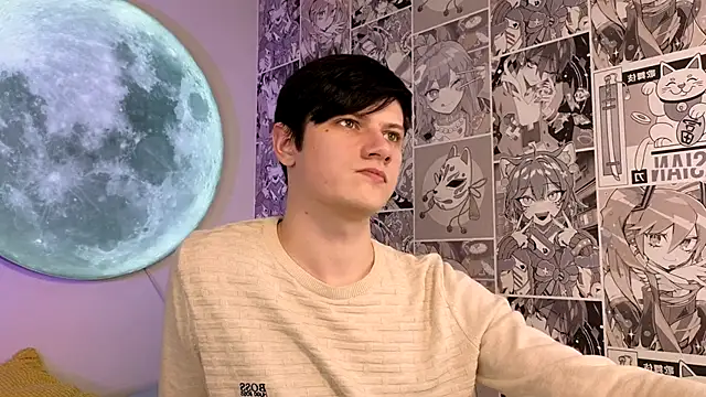 Snapshot of Allert_ chatting on 10-28-25, 10:01 Allert  online show from 10-28-25, 10:01