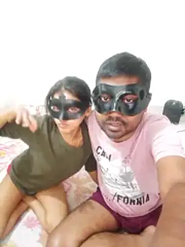 Snapshot of Fucking_Naughty_Couple chatting on 01-14-26, 10:10 Fucking Naughty Couple online show from 01-14-26, 10:10