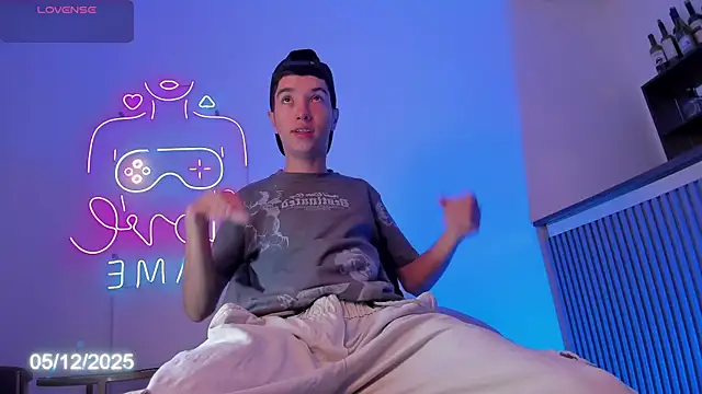 Dallen Grant online show from 12-05-25, 12:36