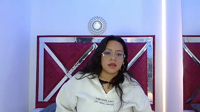 Aria cloud69 online show from 10-27-25, 04:22