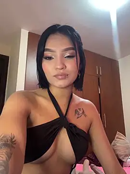 zoeejones online show from 11-02-25, 09:17