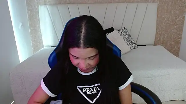 AliceSmity  online show from 02-08-26, 12:08