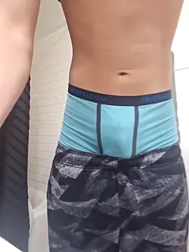 Snapshot of slimBranch420 chatting on 02-04-26, 09:48 slimBranch420 online show from 02-04-26, 09:48