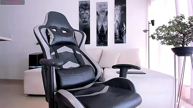 IamKael  online show from 12-05-25, 04:58