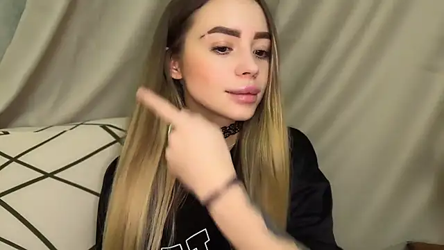 Snapshot of stellarblush chatting on 11-09-25, 08:51 stellarblush online show from 11-09-25, 08:51