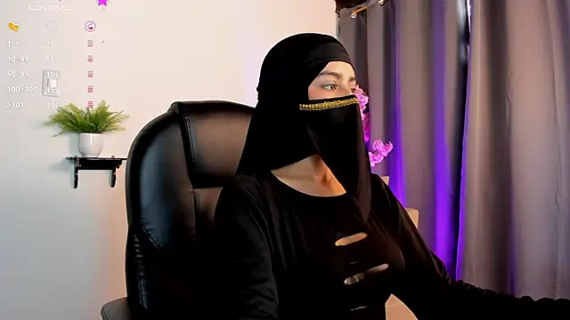 shaima   online show from 03-26-26, 07:41