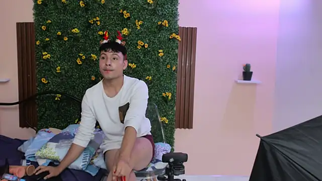 Snapshot of angel666smit chatting on 10-31-25, 01:56 angel666smit online show from 10-31-25, 01:56