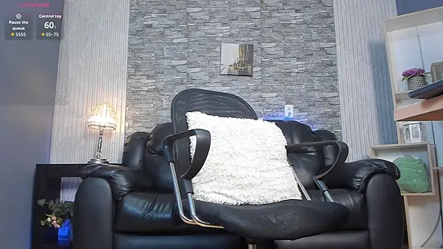 Snapshot of zack_joness18 chatting on 02-25-26, 04:33 zack joness18 online show from 02-25-26, 04:33