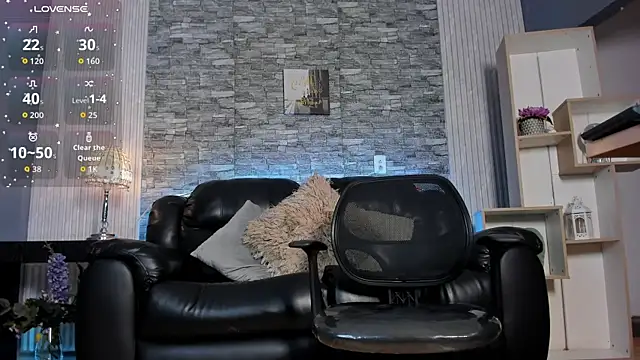 zack joness18 online show from 06-20-26, 04:15