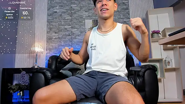zack joness18 online show from 06-26-26, 04:39