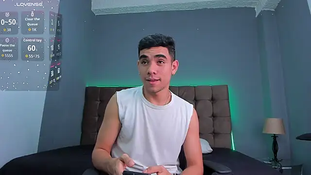 zack joness18 online show from 07-01-26, 02:13