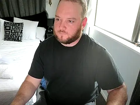 Snapshot of john_clarisa chatting on 11-10-25, 06:23 john clarisa online show from 11-10-25, 06:23