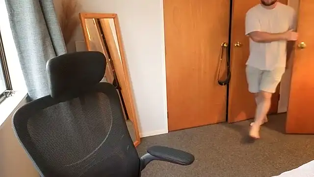 Snapshot of john_clarisa chatting on 04-06-26, 05:30 john clarisa online show from 04-06-26, 05:30