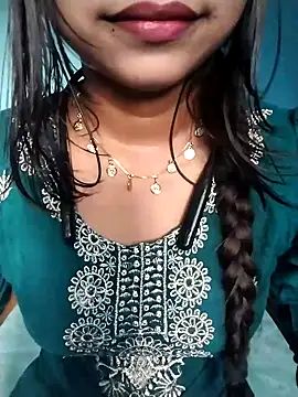 Snapshot of cute_mahi07 chatting on 11-04-25, 10:58 cute mahi07 online show from 11-04-25, 10:58