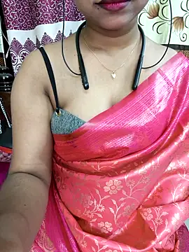 Snapshot of cute_mahi07 chatting on 03-09-26, 06:12 cute mahi07 online show from 03-09-26, 06:12