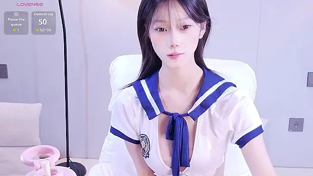 Snapshot of xiaoxi---n chatting on 07-01-26, 06:59 xiaoxi---n online show from 07-01-26, 06:59