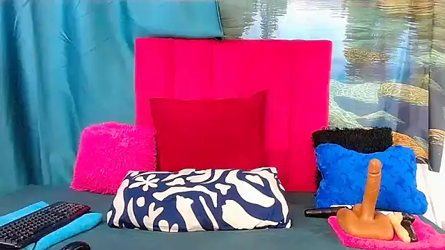 Lisa-001 online show from 04-27-26, 09:35