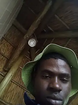 younggblackkCOCK19 online show from 12-04-25, 10:24