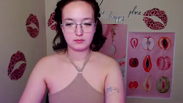 MissAriaa online show from 10-31-25, 08:04
