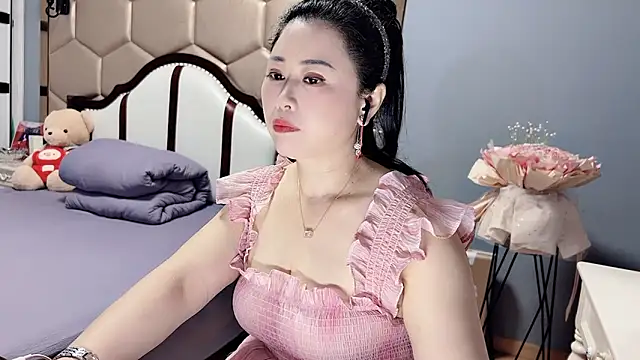 Snapshot of yaoyao22678 chatting on 05-21-26, 01:56 yaoyao22678 online show from 05-21-26, 01:56