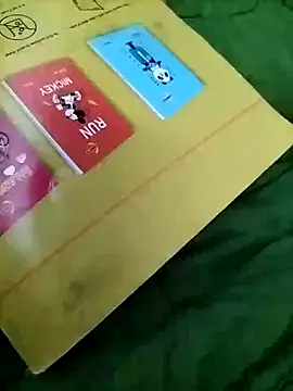 Snapshot of Uma_cutyy chatting on 11-16-25, 07:03 Uma cutyy online show from 11-16-25, 07:03