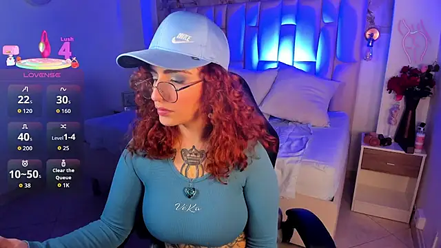 Snapshot of catalehia_moonlightt chatting on 03-12-26, 12:11 catalehia moonlightt online show from 03-12-26, 12:11