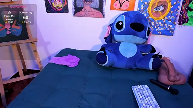 catalehia moonlightt online show from 07-30-26, 12:15