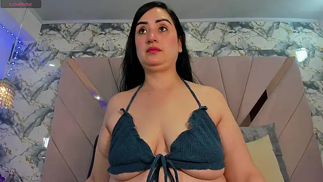 naomy sexy  online show from 02-05-26, 10:36