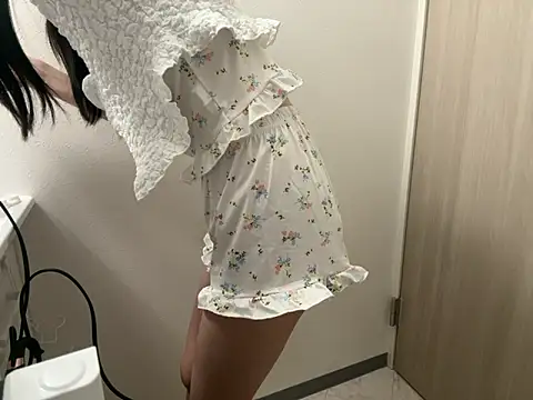 miku pipipi online show from 11-11-25, 07:47