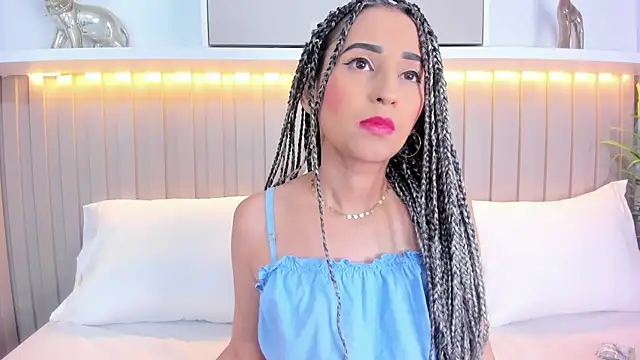 Snapshot of violett_rabbit_ chatting on 11-07-25, 09:04 violett rabbit online show from 11-07-25, 09:04