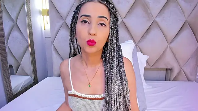 Snapshot of violett_rabbit_ chatting on 12-04-25, 08:17 violett rabbit online show from 12-04-25, 08:17