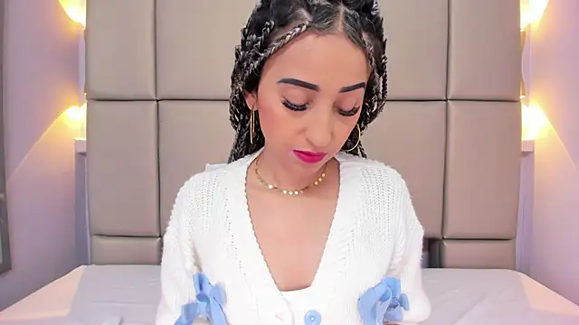 Snapshot of violett_rabbit_ chatting on 01-10-26, 12:07 violett rabbit online show from 01-10-26, 12:07