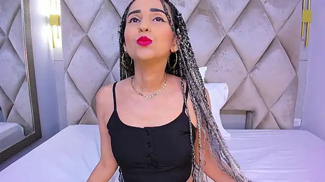 Snapshot of violett_rabbit_ chatting on 01-16-26, 08:13 violett rabbit online show from 01-16-26, 08:13