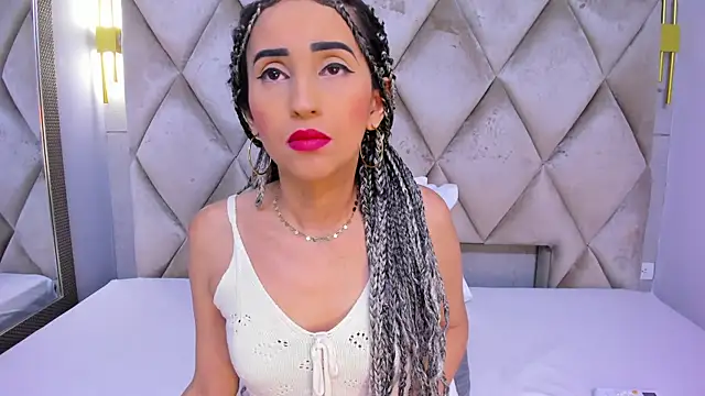 Snapshot of violett_rabbit_ chatting on 01-17-26, 12:32 violett rabbit online show from 01-17-26, 12:32