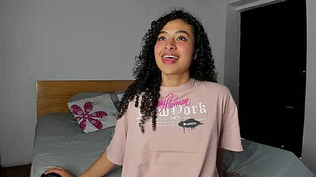 Keniia rizz online show from 02-10-26, 09:19