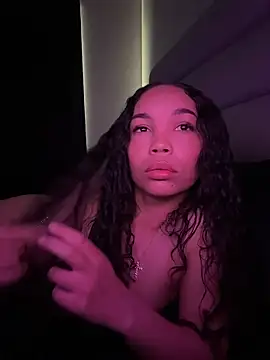 Snapshot of nikkiloveee chatting on 02-05-26, 09:41 nikkiloveee online show from 02-05-26, 09:41